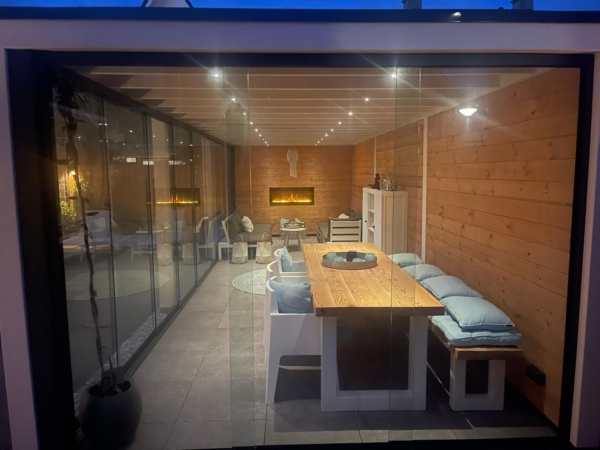 Baveno 110 elektrische inbouwhaard – moderne sfeerhaard met realistisch LED-vlambeeld en luxe afwerking